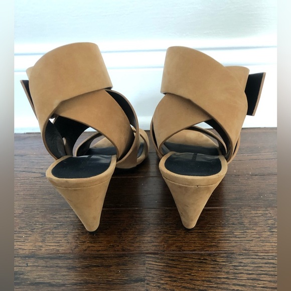 Alexander Wang Women's 37 (6.5) Katya Chunky-Heel Nubuck Suede Camel Sandal/Heel - Picture 5 of 14